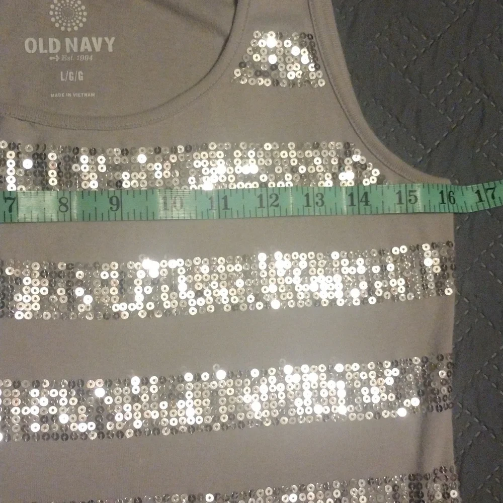 Old Navy White and Silver Sequin Tank - Picture 6 of 11